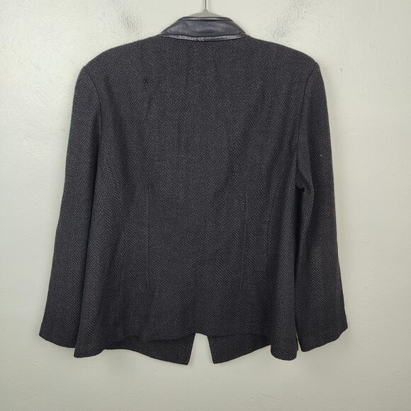 St John Knit Blazer Size 12 Black Herringbone Leather Trim Preppy Dog Show FLAWS - Picture 8 of 13